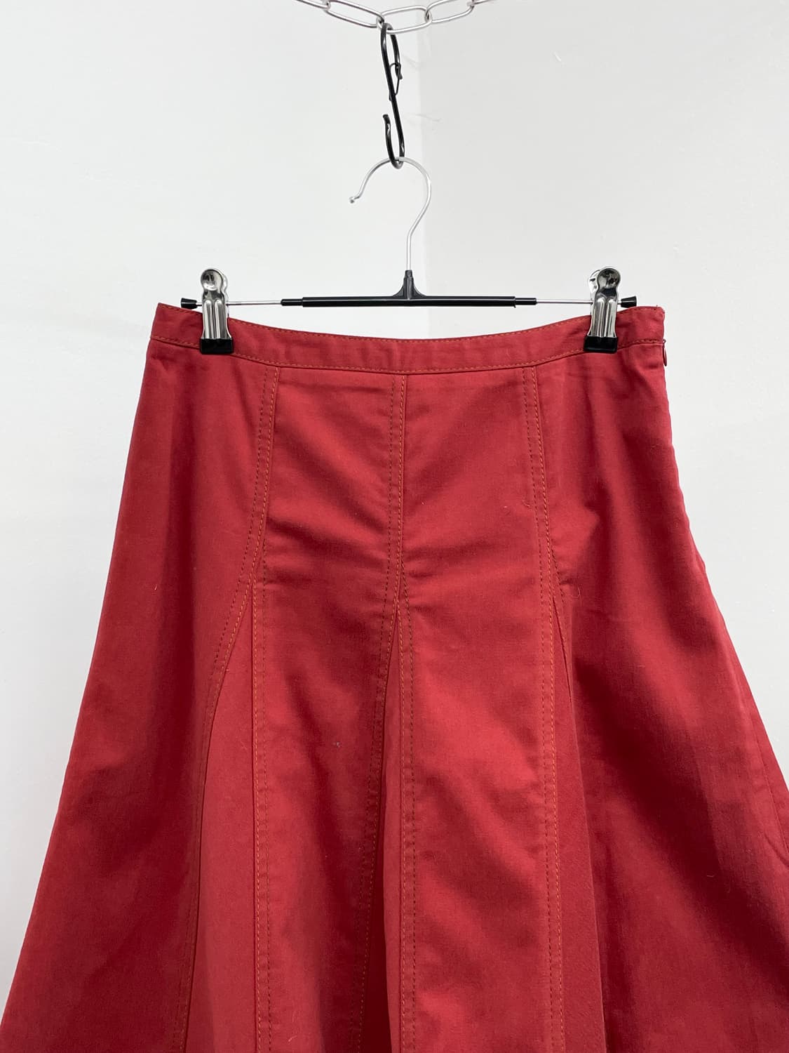 레드 절개 스티치 미디 스커트 상품이미지4