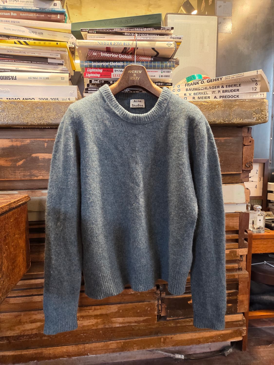 아크네 니트 상품이미지1