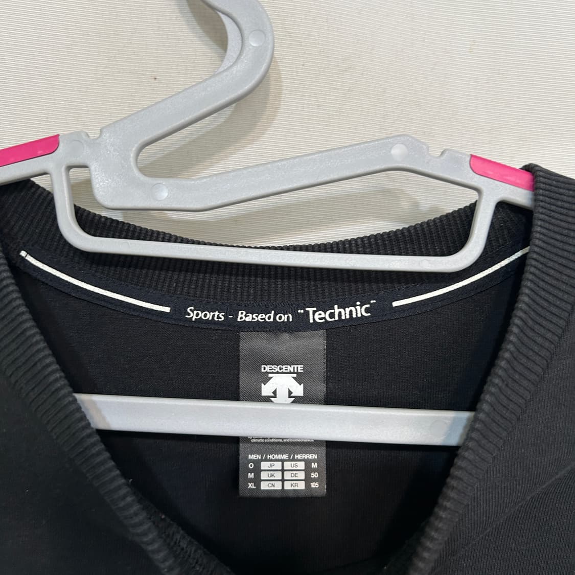 데상트 남성 맨투맨 105  상품이미지2