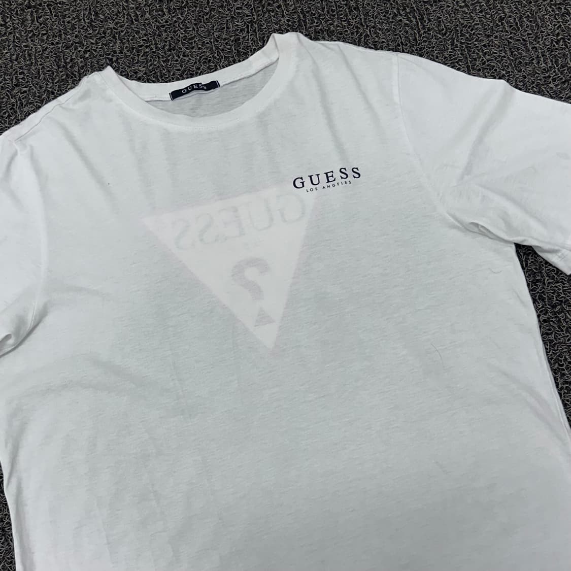 GUESS 게스 반팔티셔츠 화이트 95(M) 상품이미지2