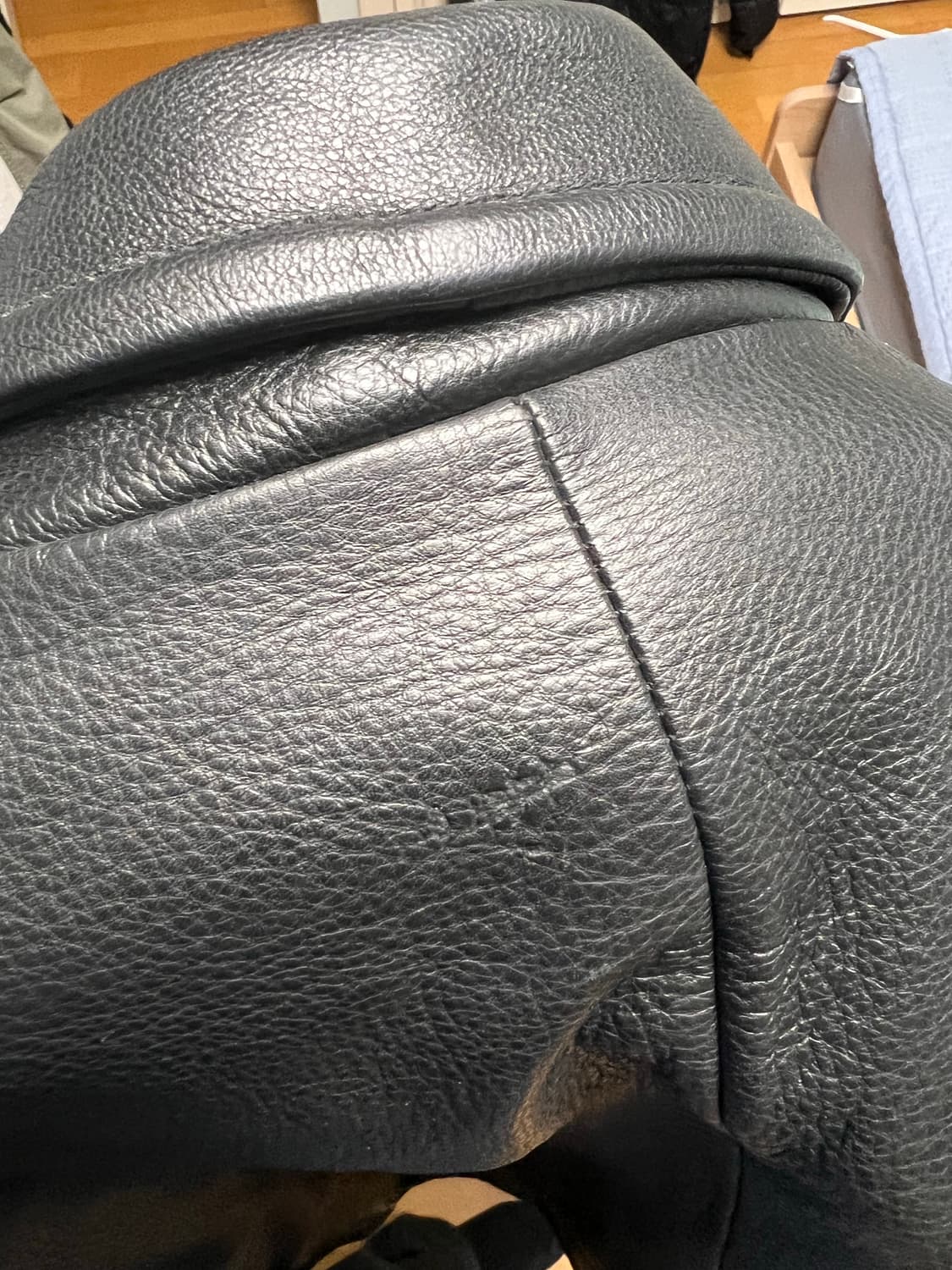 Perry Ellis Black Leather Car Coat 상품이미지6
