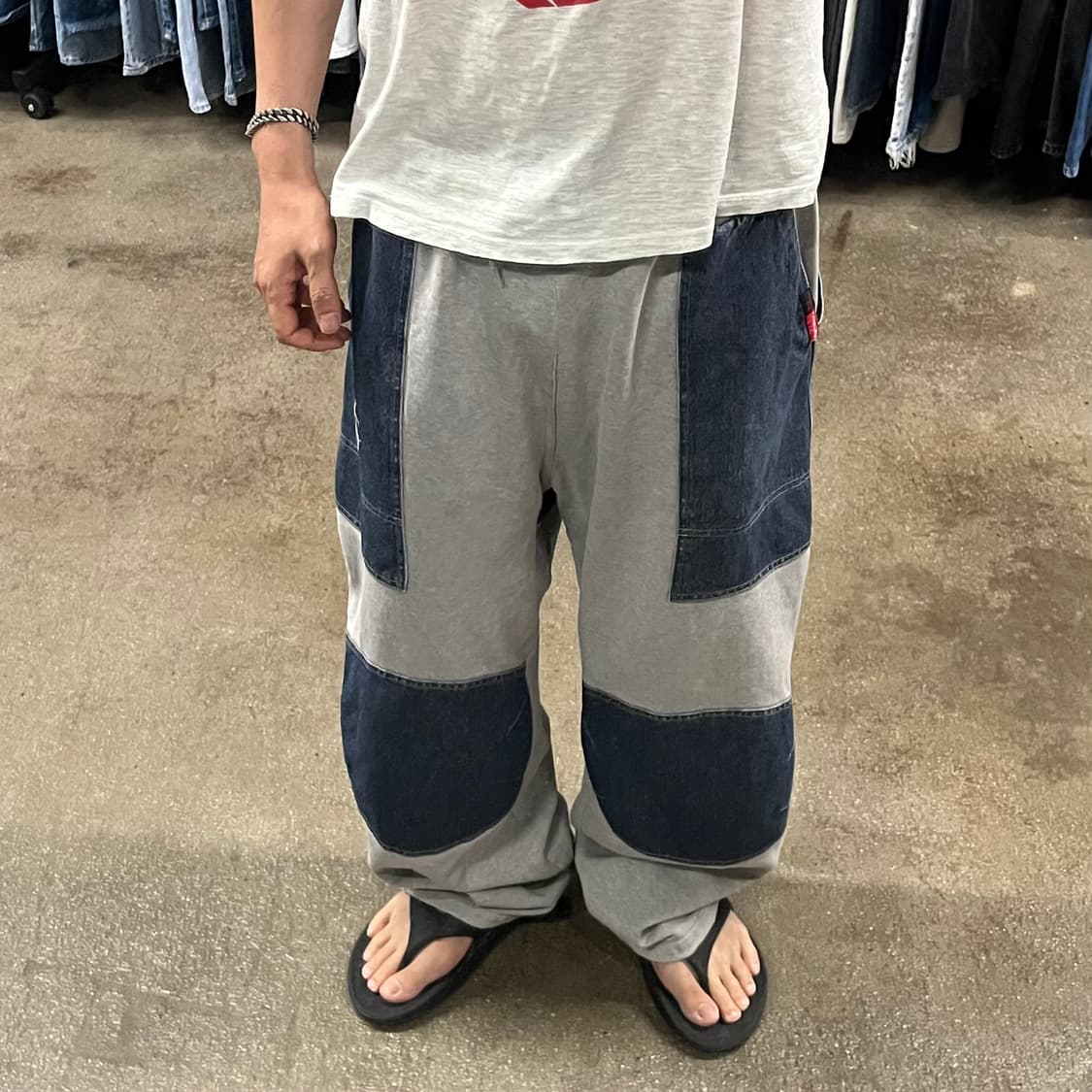 Fubu 데님 패치 와이드 스웻 팬츠 (~40”) 상품이미지7
