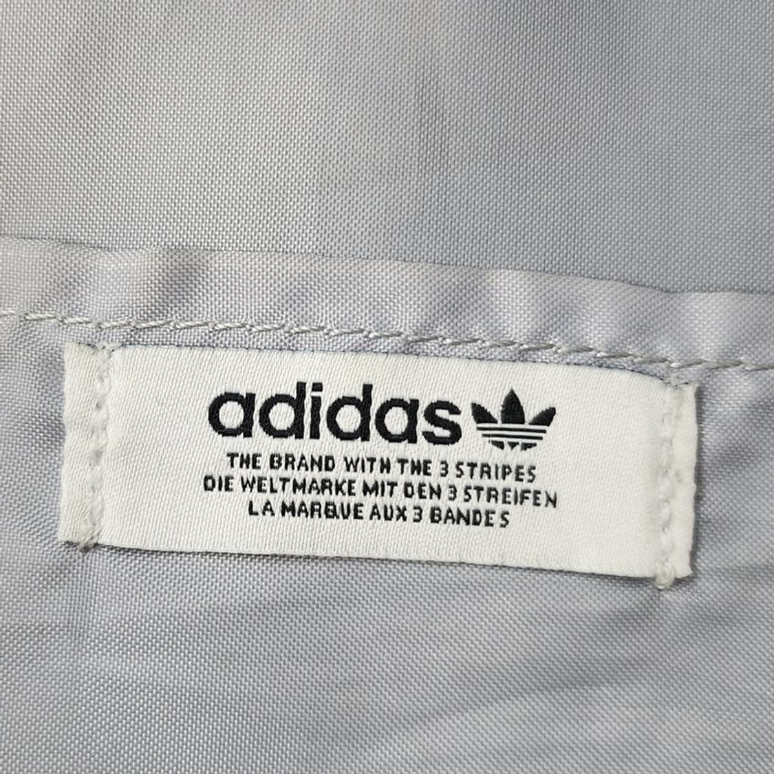 ADIDAS 프리미엄 에센셜 모던 백팩 상품이미지8