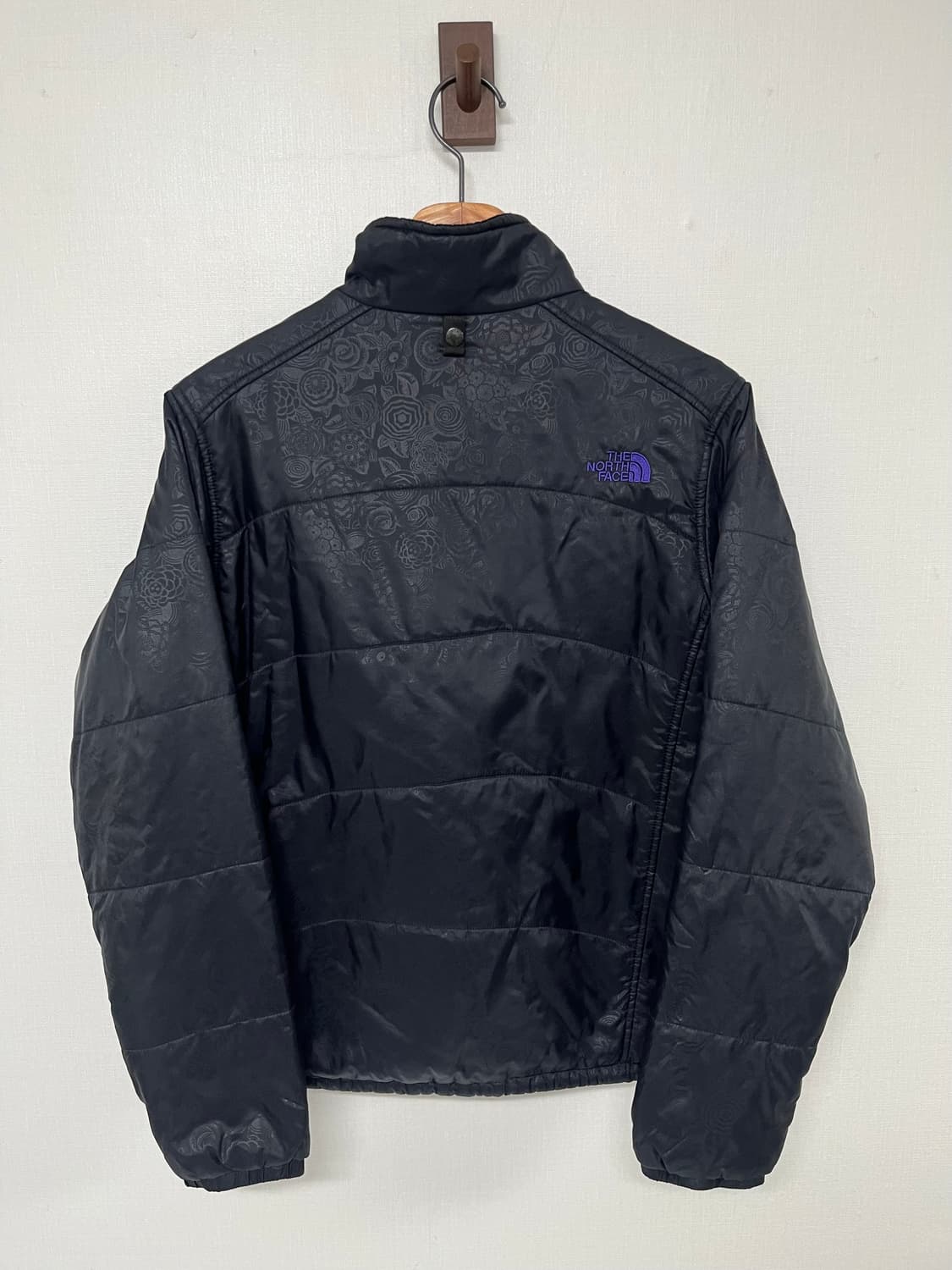 [95] 노스페이스 페이즐리 경량 패딩 상품이미지2