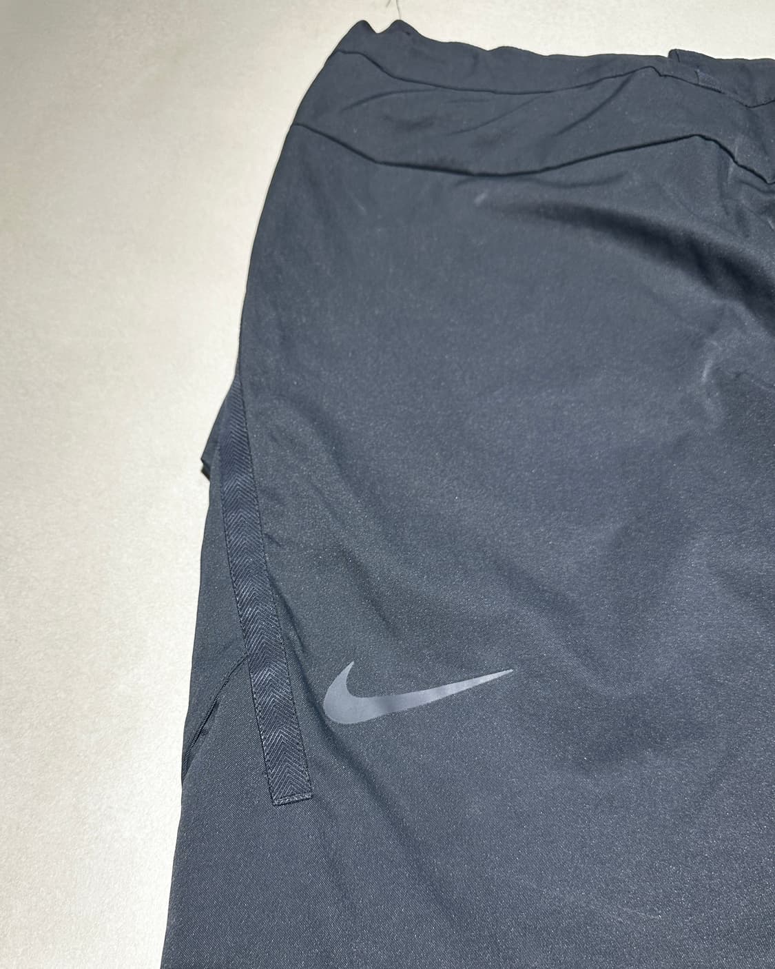 나이키 남성 카고 팬츠 / 블랙  상품이미지4