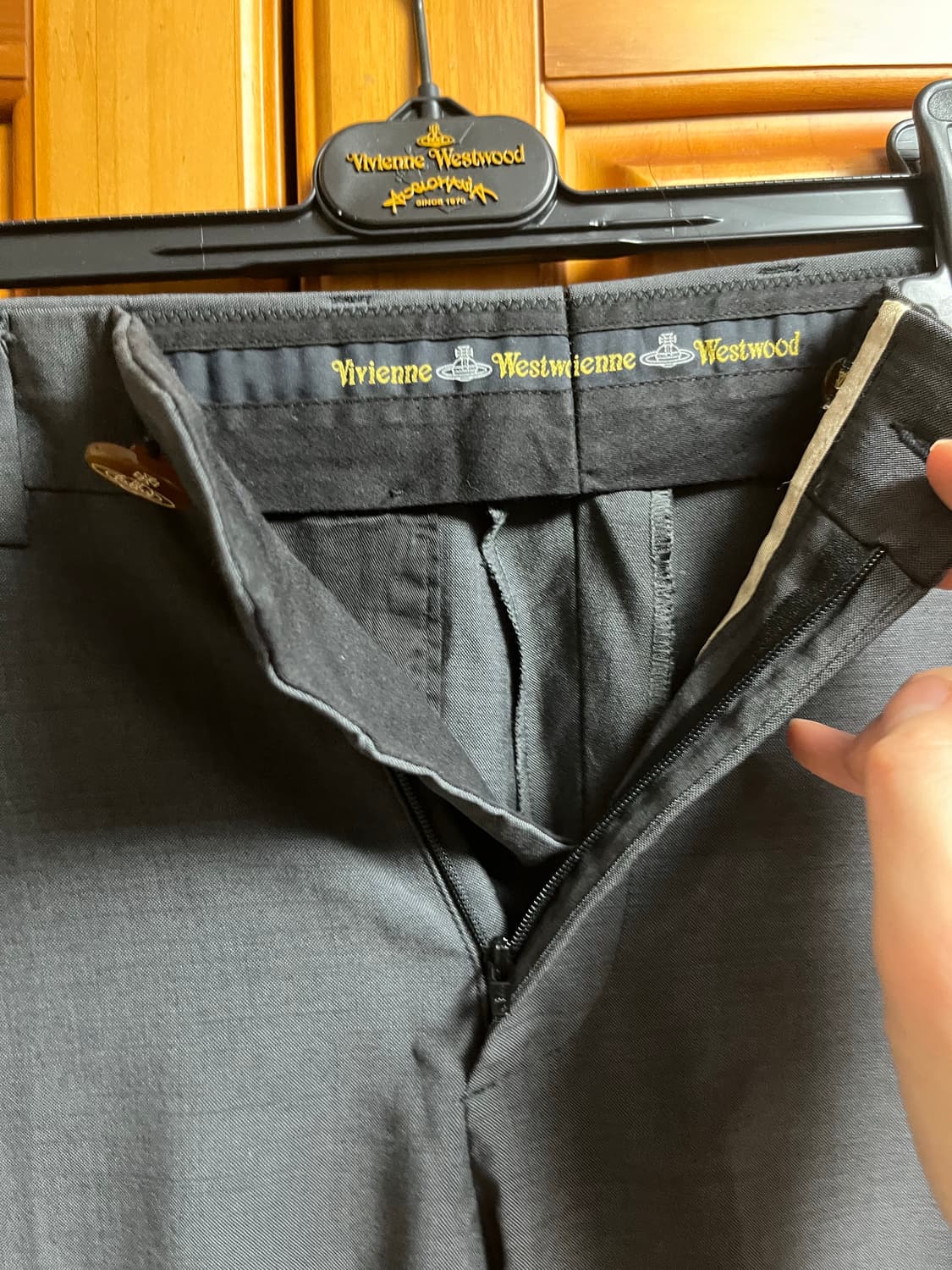 비비안 웨스트우드 그레이 슬렉스 상품이미지3