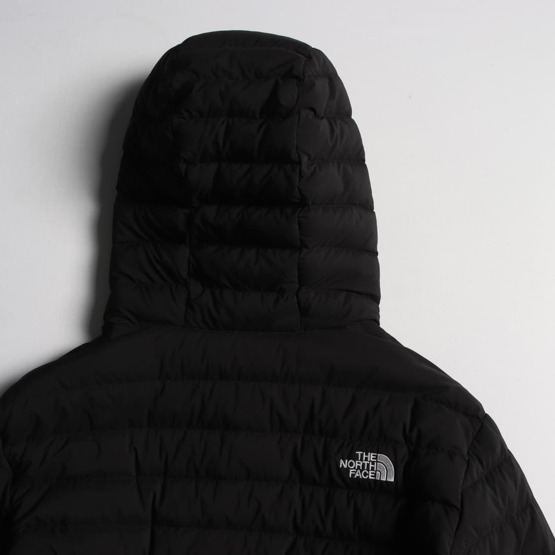 노스페이스 구스 다운 블랙 후드 경량 패딩 상품이미지5