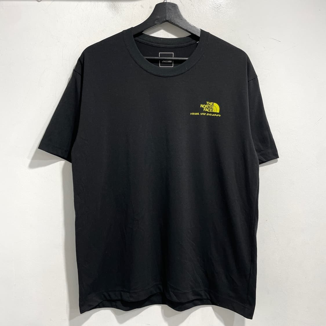 노스페이스 백프린팅 반팔티 상품이미지1