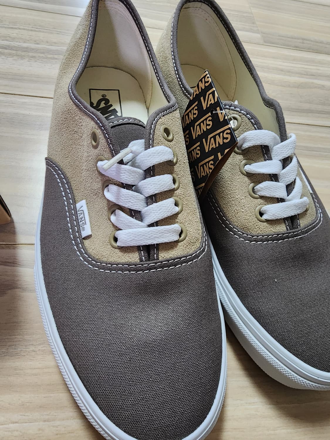 반스어센틱스니커즈신발브라운270 상품이미지3