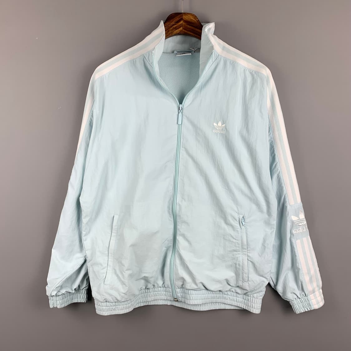 아디다스 락업 사이드라인 스카이블루 바람막이 자켓 상품이미지2