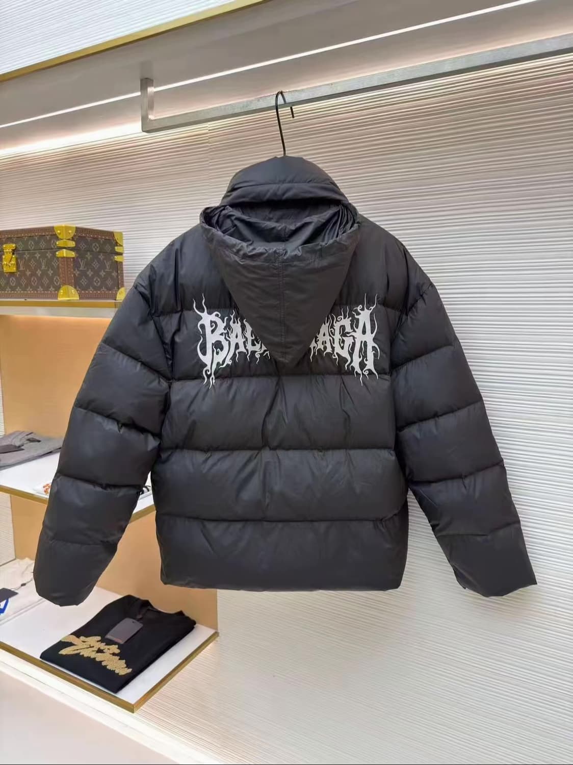 발렌시아가 패딩 상품이미지2