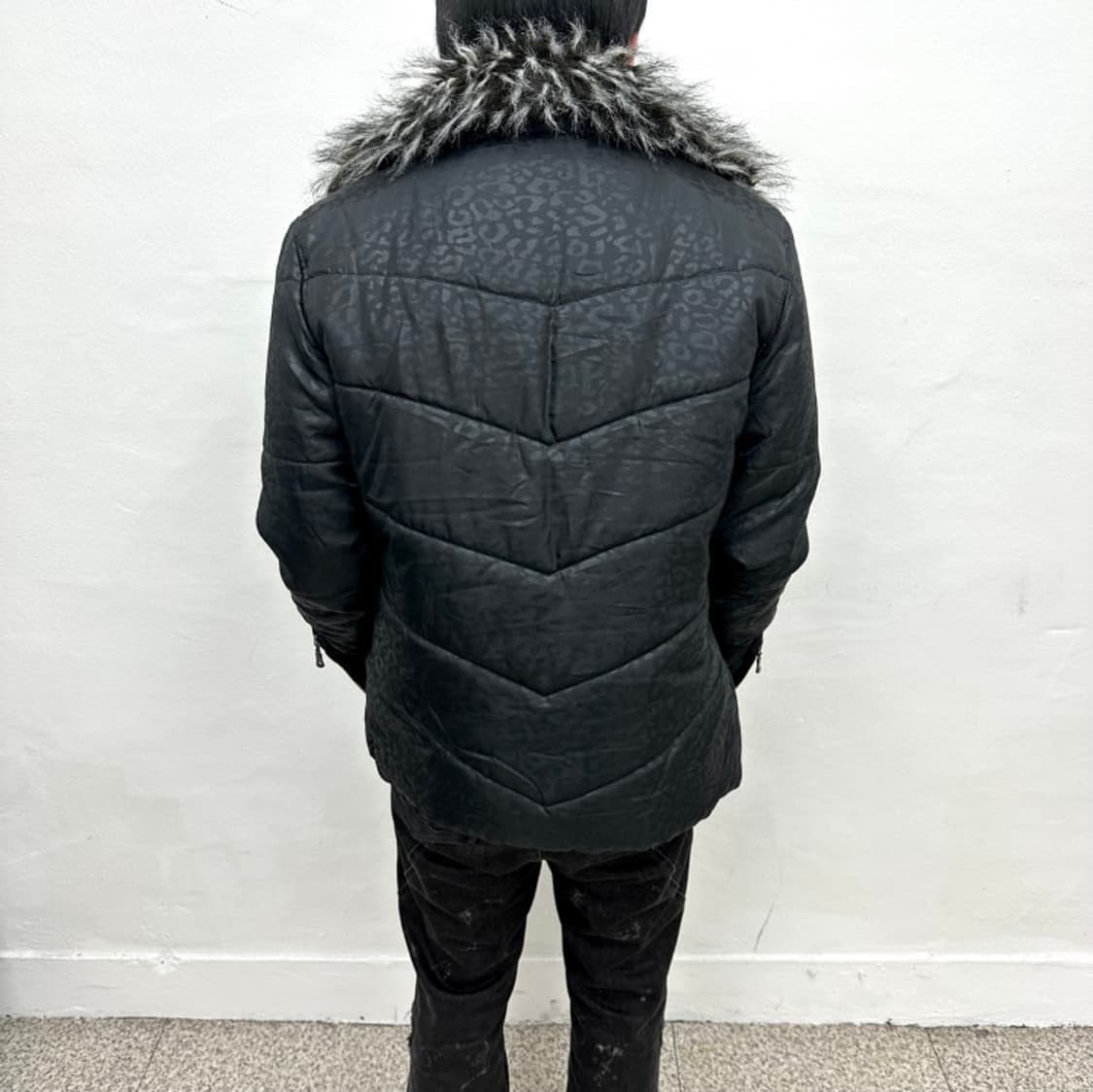 마지막 급매)세메틱 디자인 빈티지 퍼 다운자켓 상품이미지4
