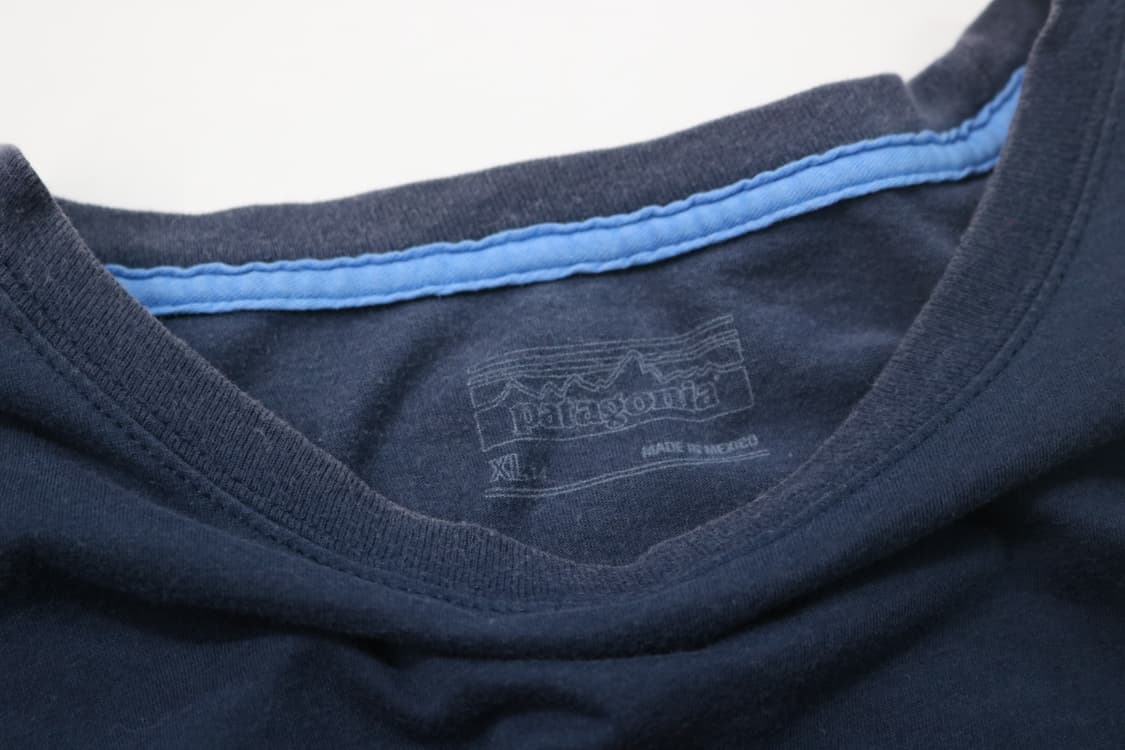 파타고니아 빈티지 플라잉 피쉬 그래픽 네이비 반팔티셔츠  상품이미지5