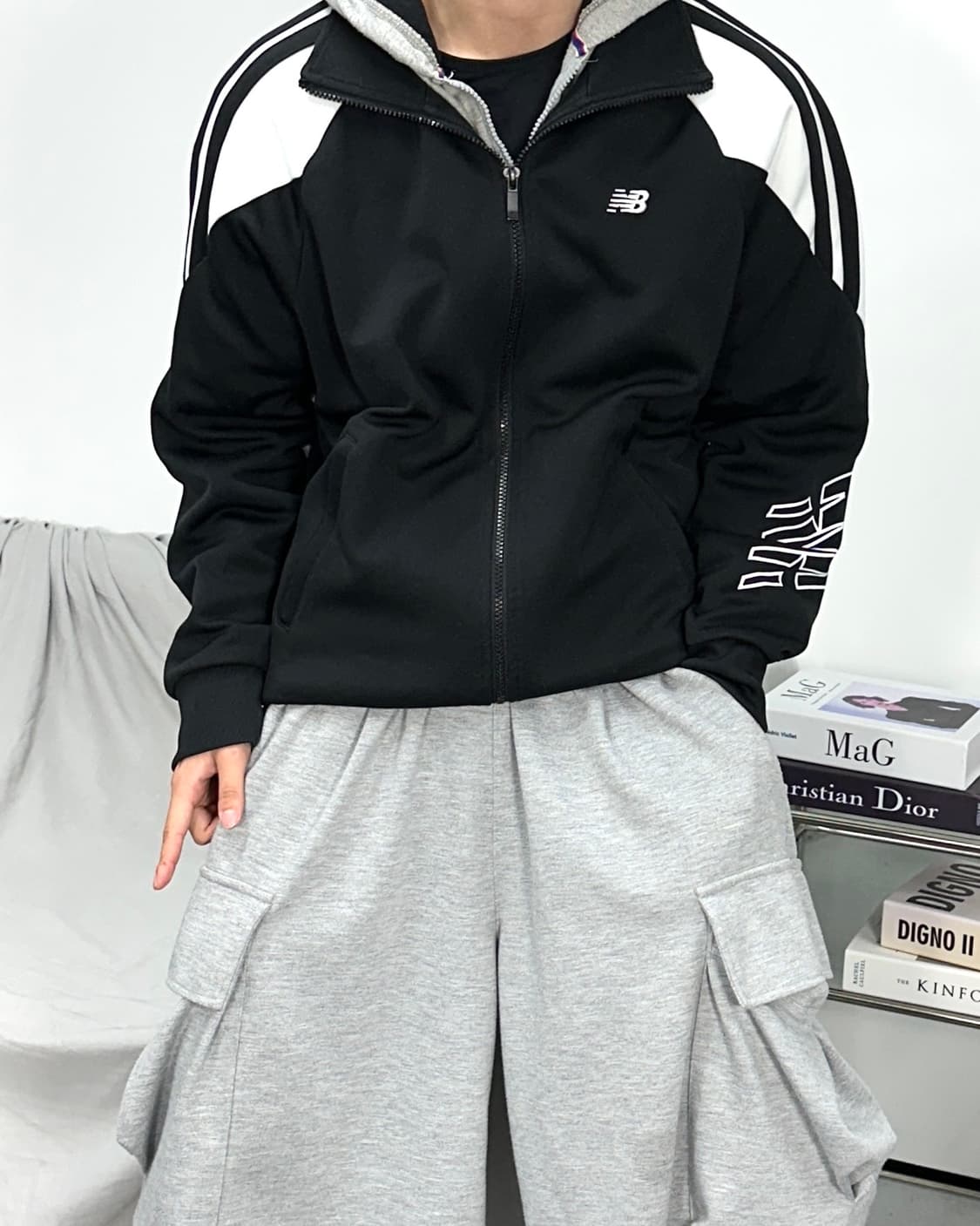 뉴발란스 블랙 화이트 트랙탑 져지 L 상품이미지2