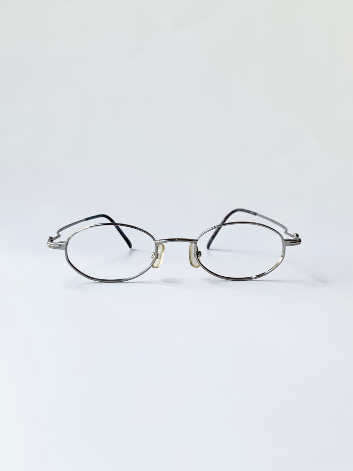 [픽키-613] 실버 오벌 메탈 안경 데드스탁 빈티지 클래식 프레임  상품이미지1