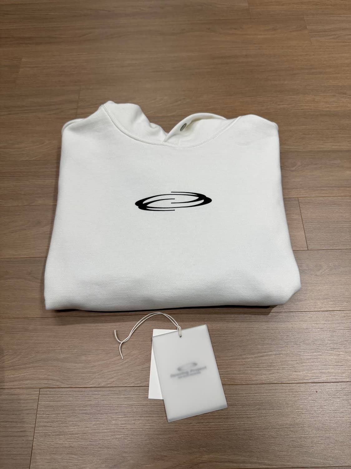 오프닝프로젝트 아이덴티티 서울 로고 후드 화이트 상품이미지5