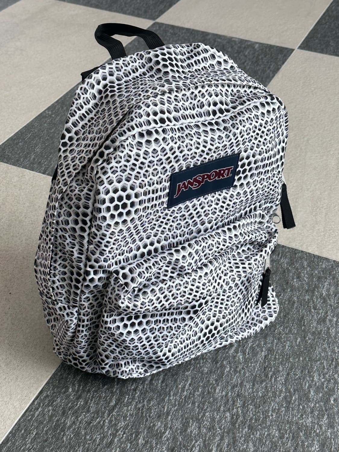 잔스포츠 슈퍼브레이크 헥사곤 백팩 상품이미지4