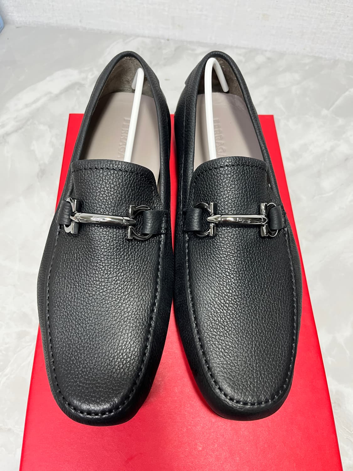 새상품)페라가모 남성 로퍼 CANCUN 블랙 8D (270추천) 상품이미지1