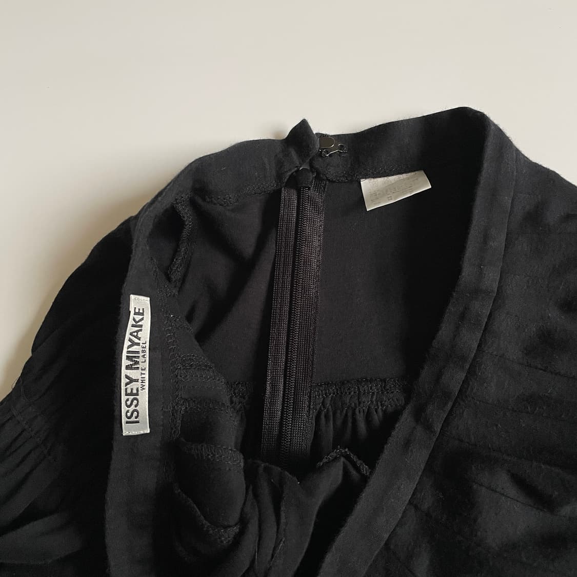 이세이미야케 미디 스커트 M 상품이미지3