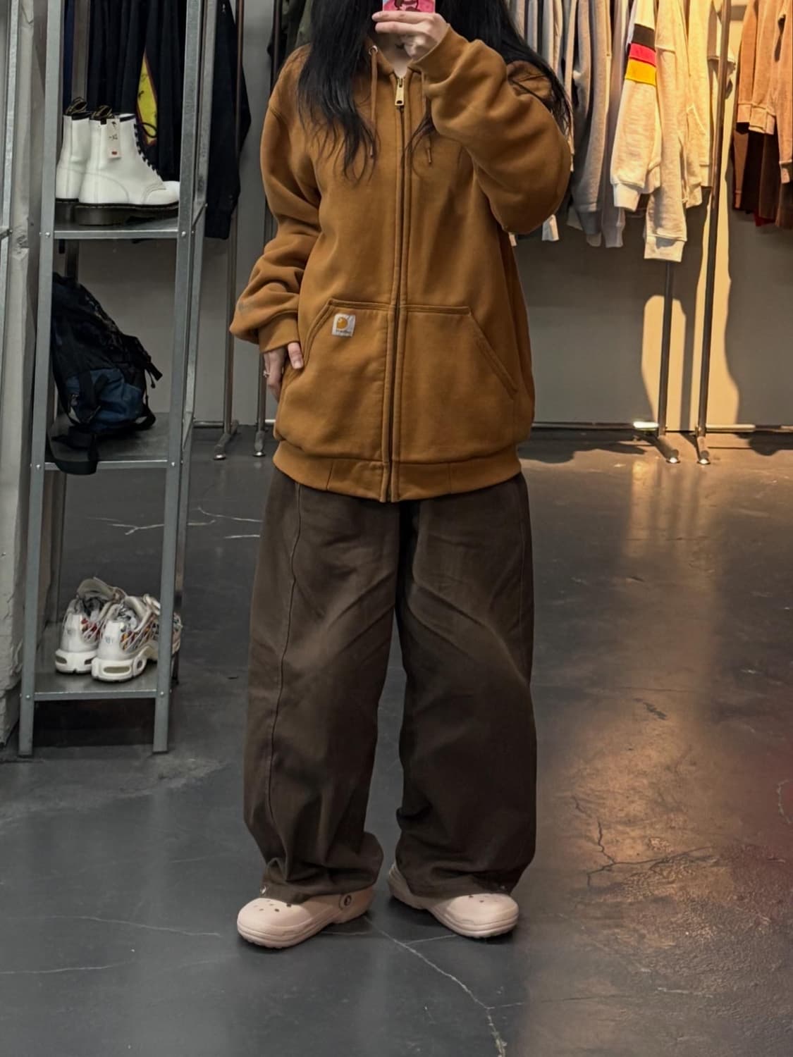 칼하트 브라운 포켓로고 후드집업 A3121 상품이미지1