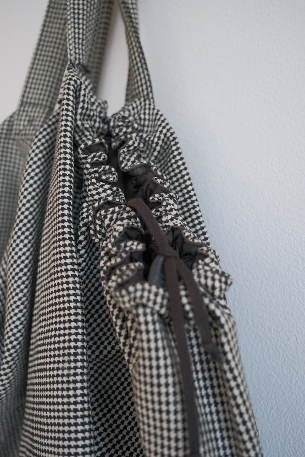 Hound’s-tooth check dumpling bag 상품이미지6