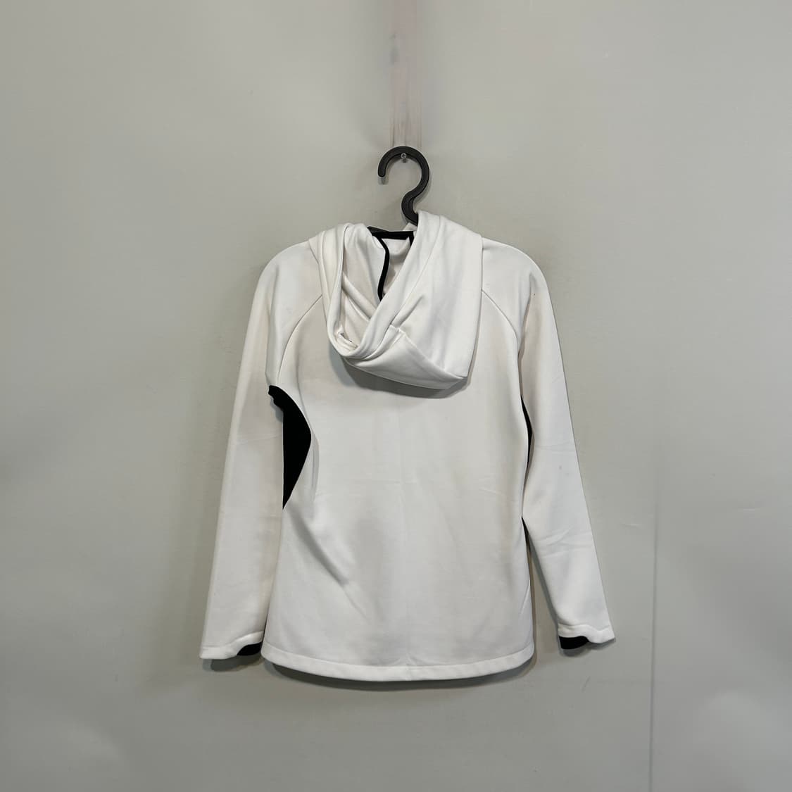 데상트 여성 기모 후드 자켓 90  상품이미지3