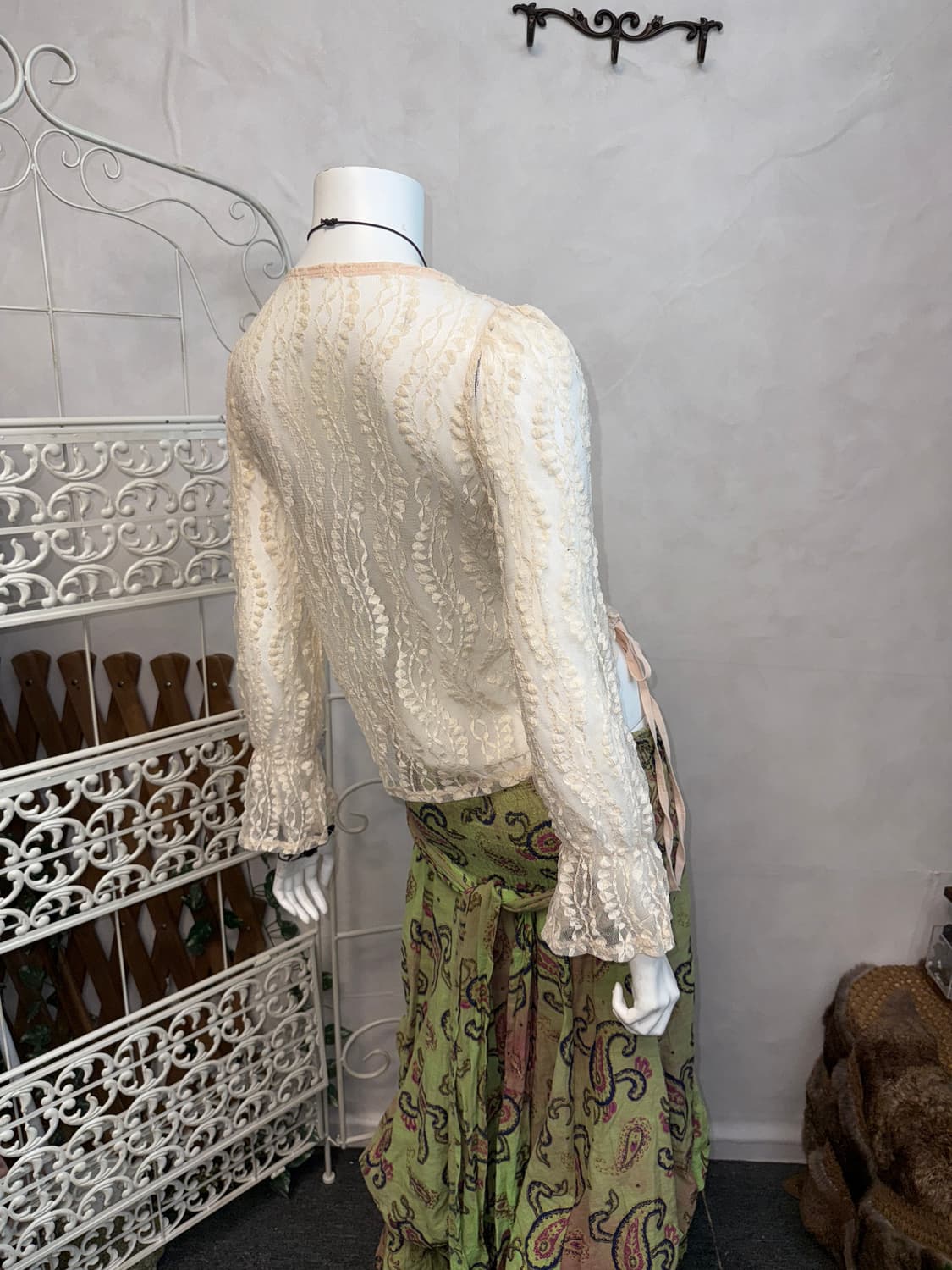 Pink beige ethnic lace shirring blouse 상품이미지6