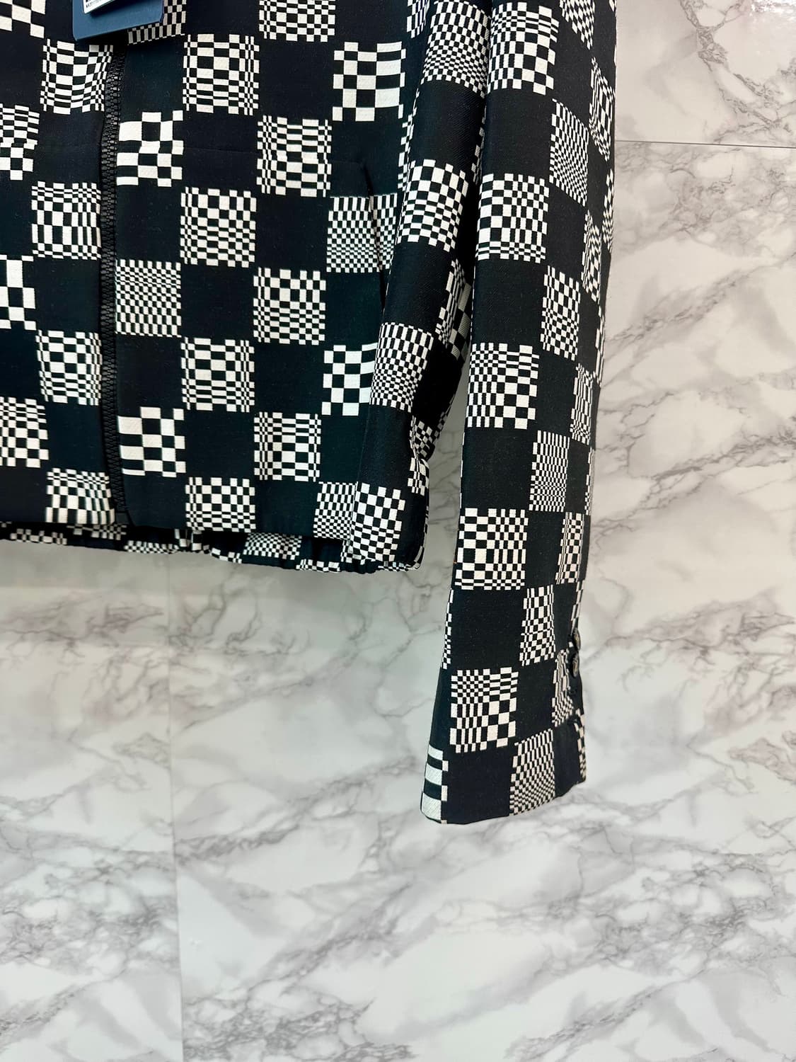 (48) 루이비통 버질아블로 컨스트럭티드 후드집업  상품이미지4