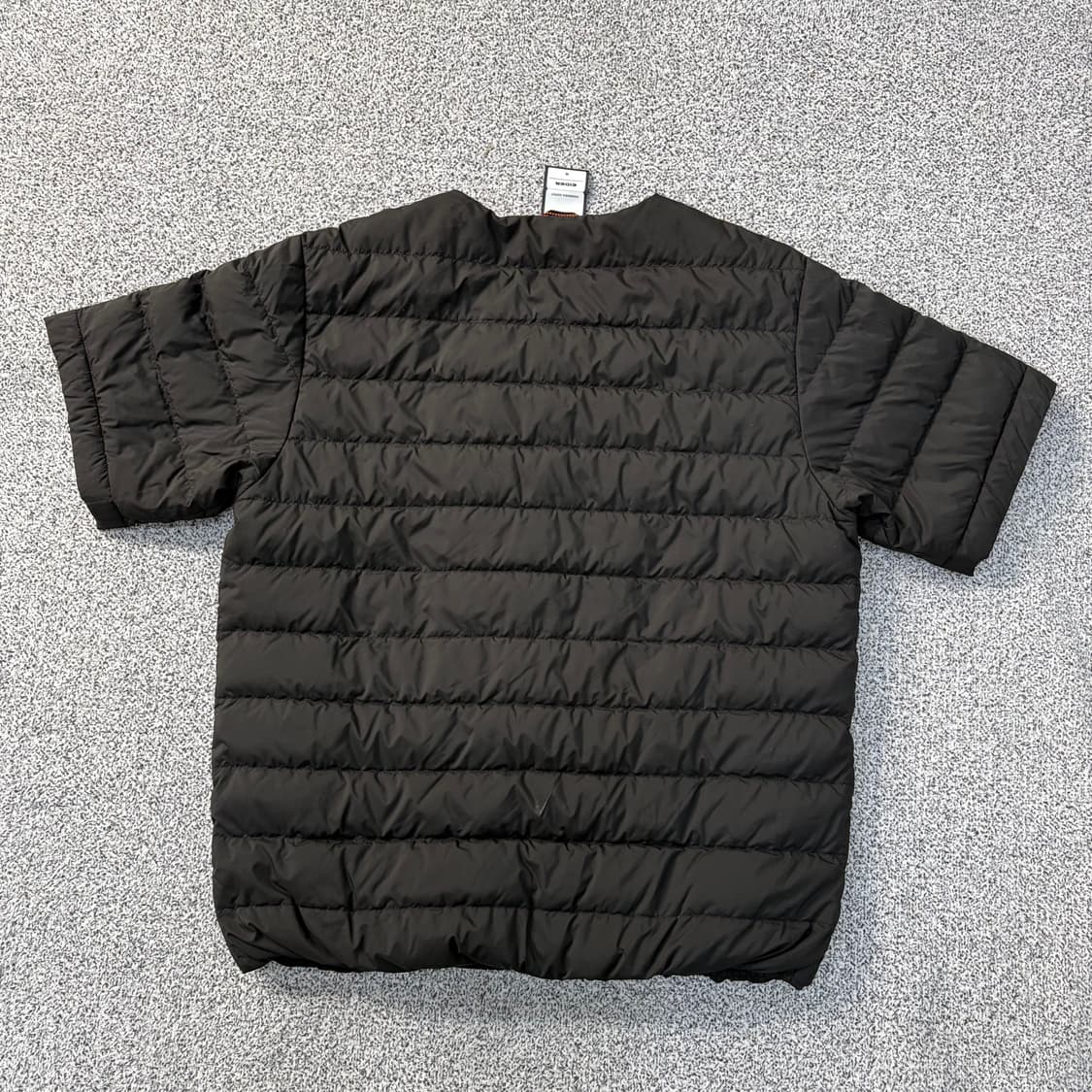 M 아이더 공용 경량 구스다운 자켓 반팔 0319J 상품이미지3