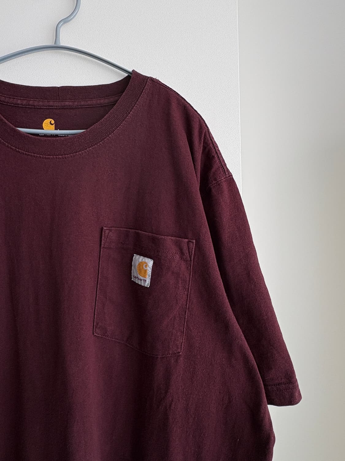 칼하트 K87 버건디 포켓 반팔티 상품이미지2