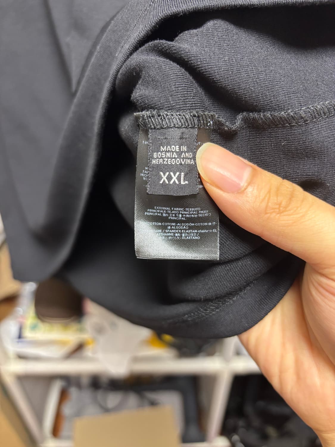 톰포드 블랙 미니멀 티셔츠 상품이미지4
