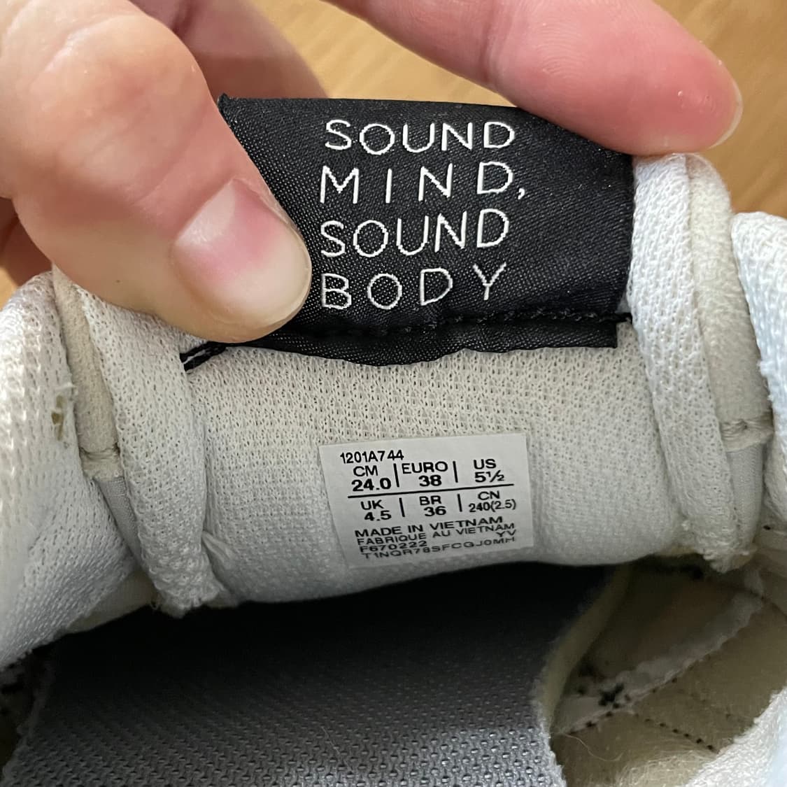 아식스 조거 X81 화이트 스모크 그레이 스니커즈 240 상품이미지8