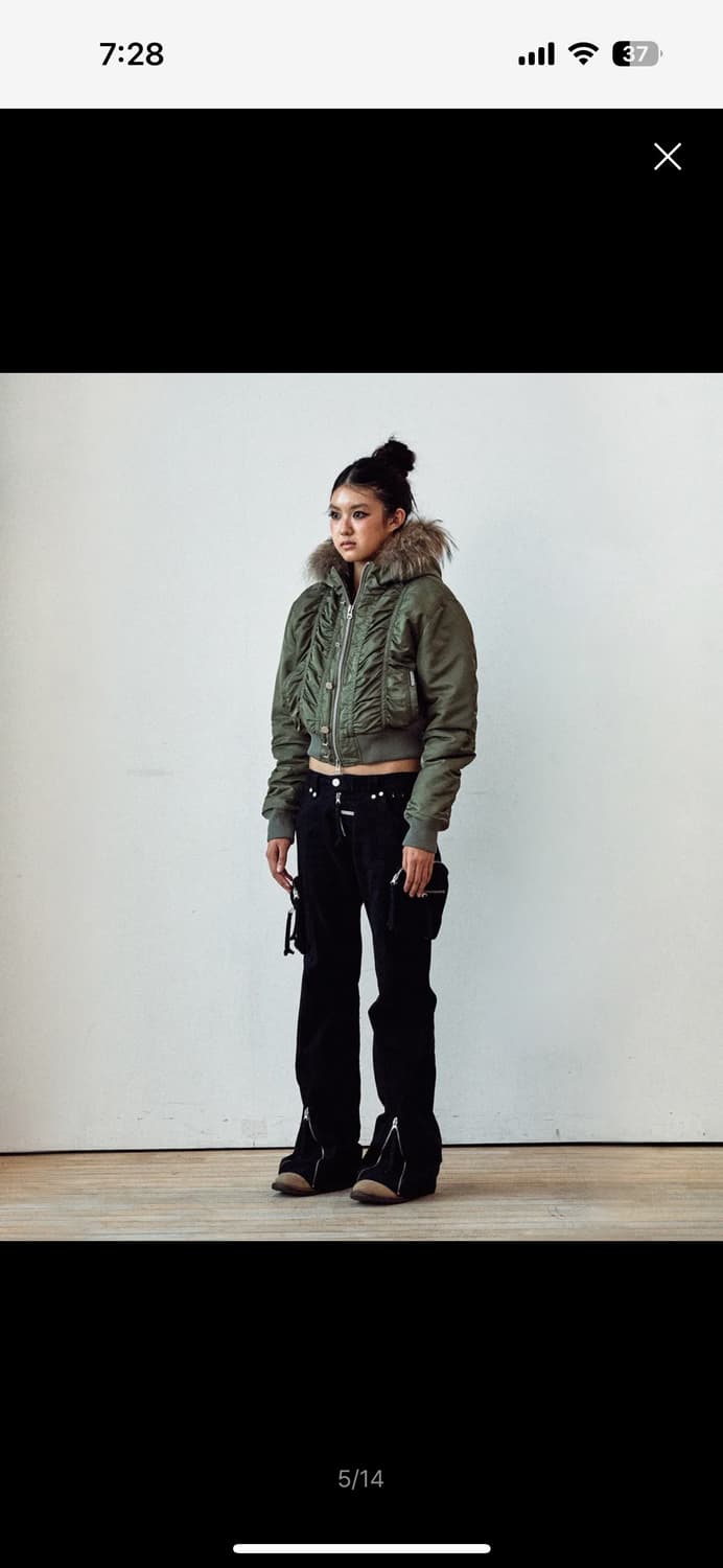 더바이닐하우스 퍼 후드 봄버자켓 상품이미지2