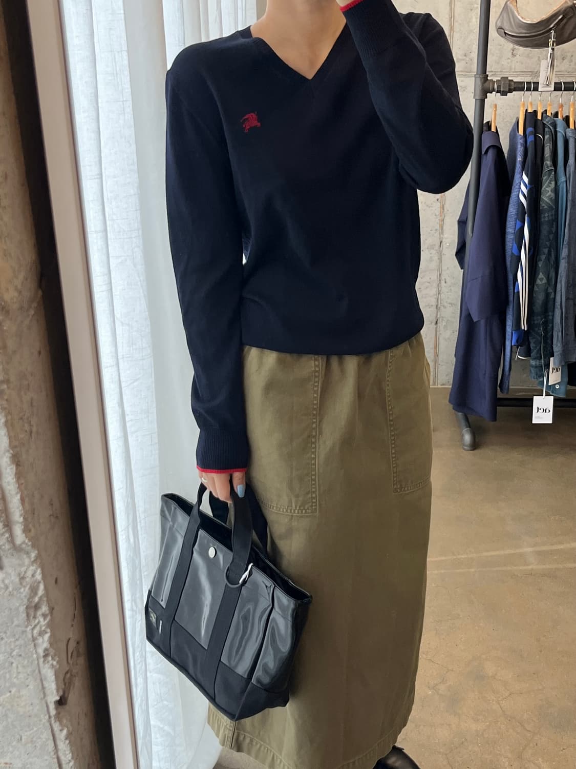 버버리 레드 로고 롱슬리브 네이비 상품이미지3