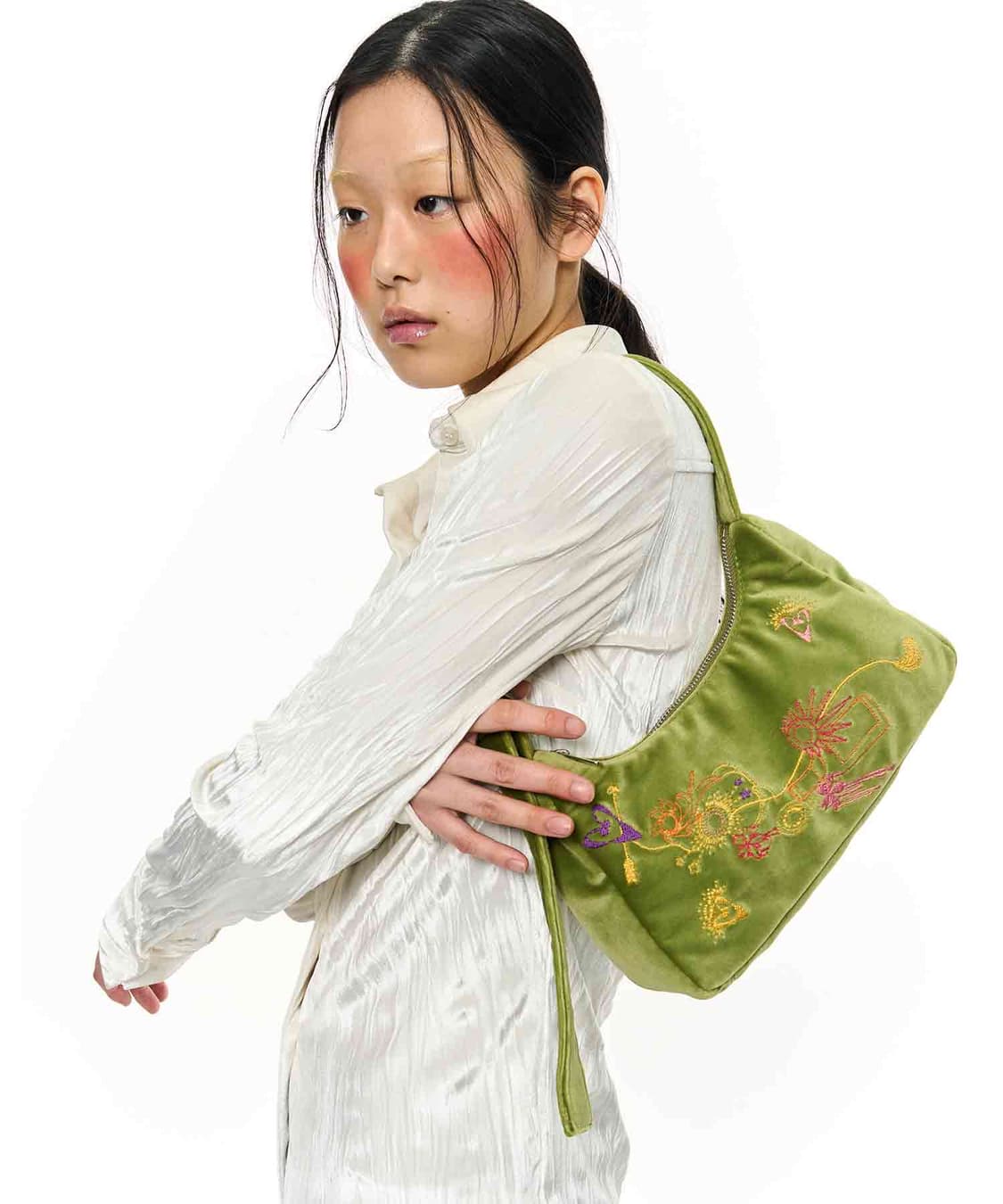 Kimzisu 킴지수 벨벳 미니 백 상품이미지2