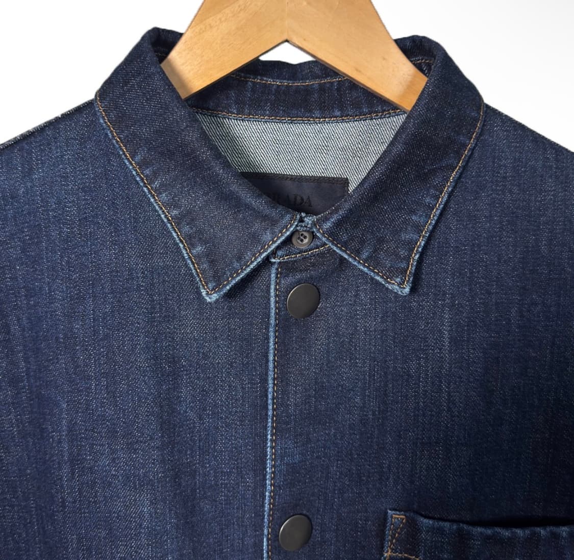 [XL] 프라다 남성 워싱 데님 삼각로고 셔츠 자켓 블루 상품이미지3