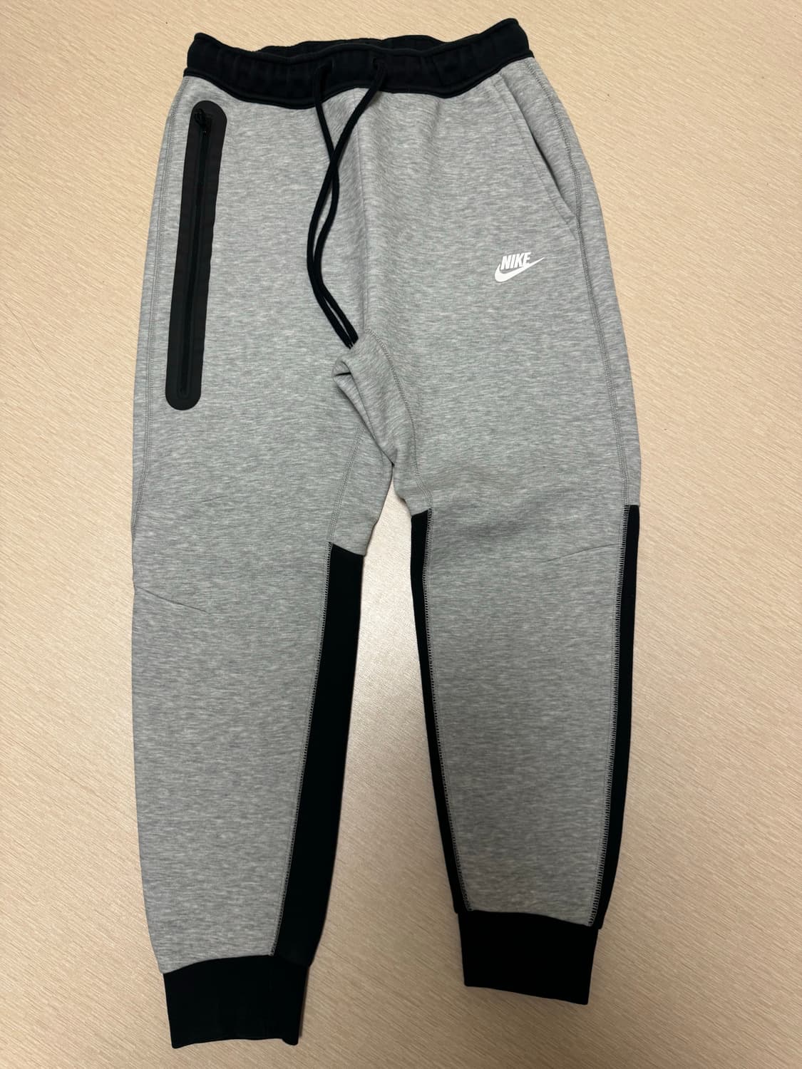 나이키 테크 플리스 다크 그레이 헤더 블랙 조거 팬츠 상품이미지2
