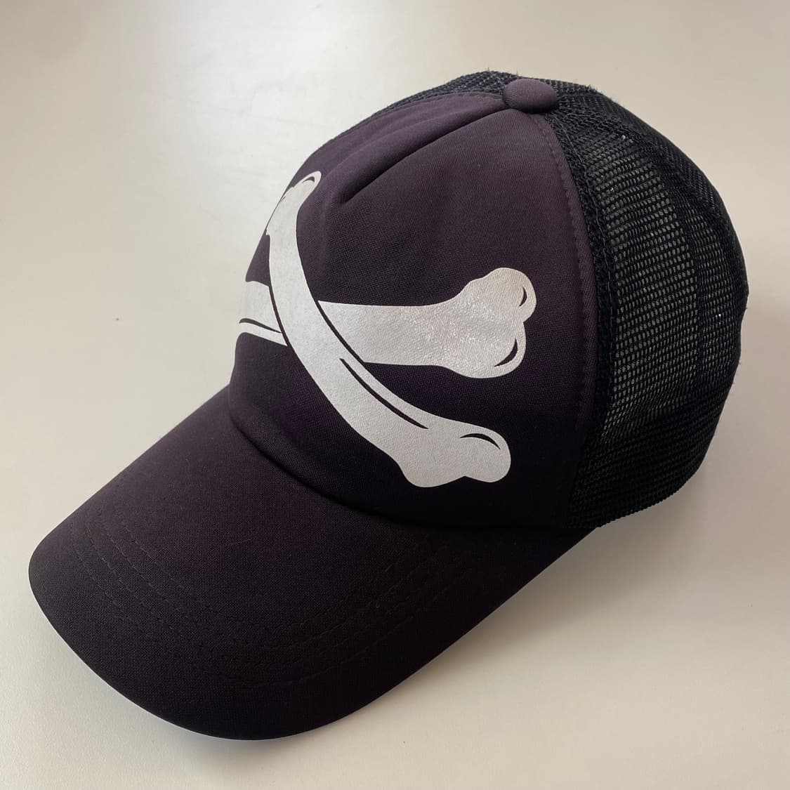 크로스 본 메쉬 캡 상품이미지1