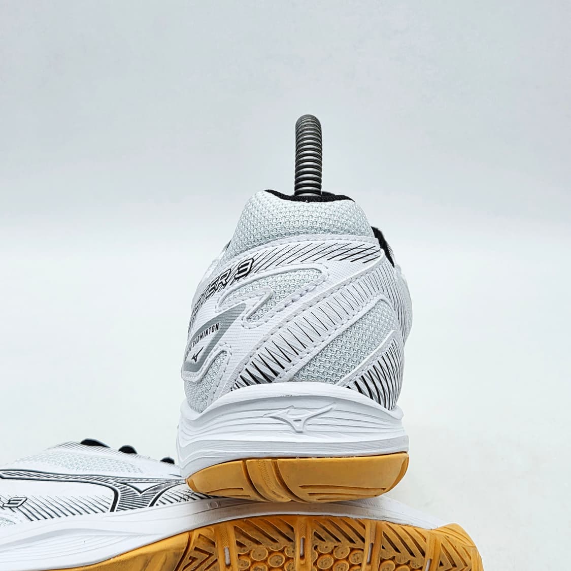 미즈노 스카이 블라스터 3 흰/검 (250) 상품이미지2