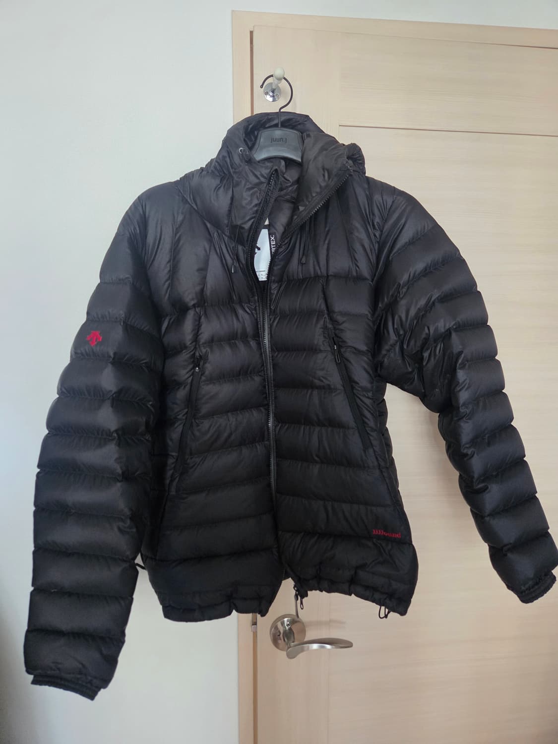 데상트 자운드 패딩 105사이즈 상품이미지2