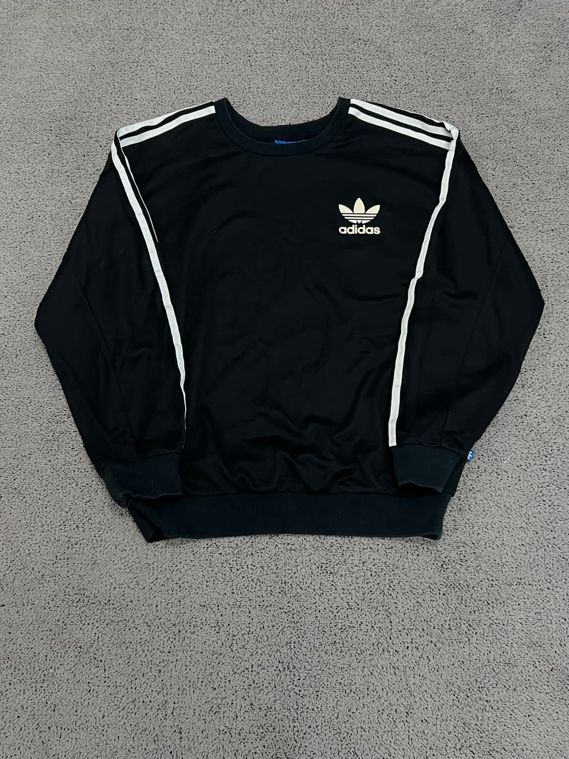(100) 아디다스 오리지날 삼선 스웻 셔츠 맨투맨 블랙 상품이미지1