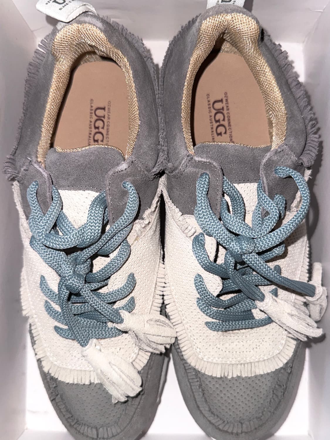 어그 스니커즈 상품이미지1