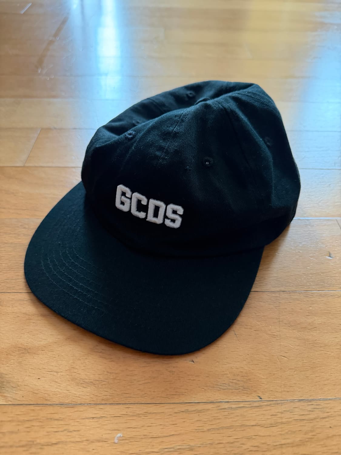 GCDS 블랙볼캡 상품이미지1