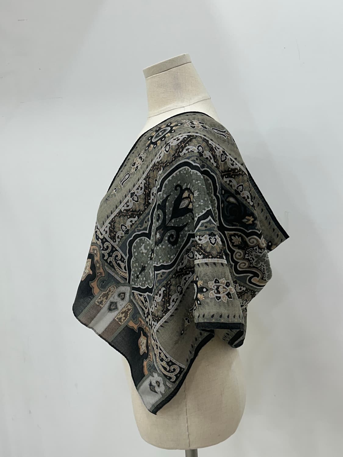 에트로 울 실크 머플러 상품이미지5