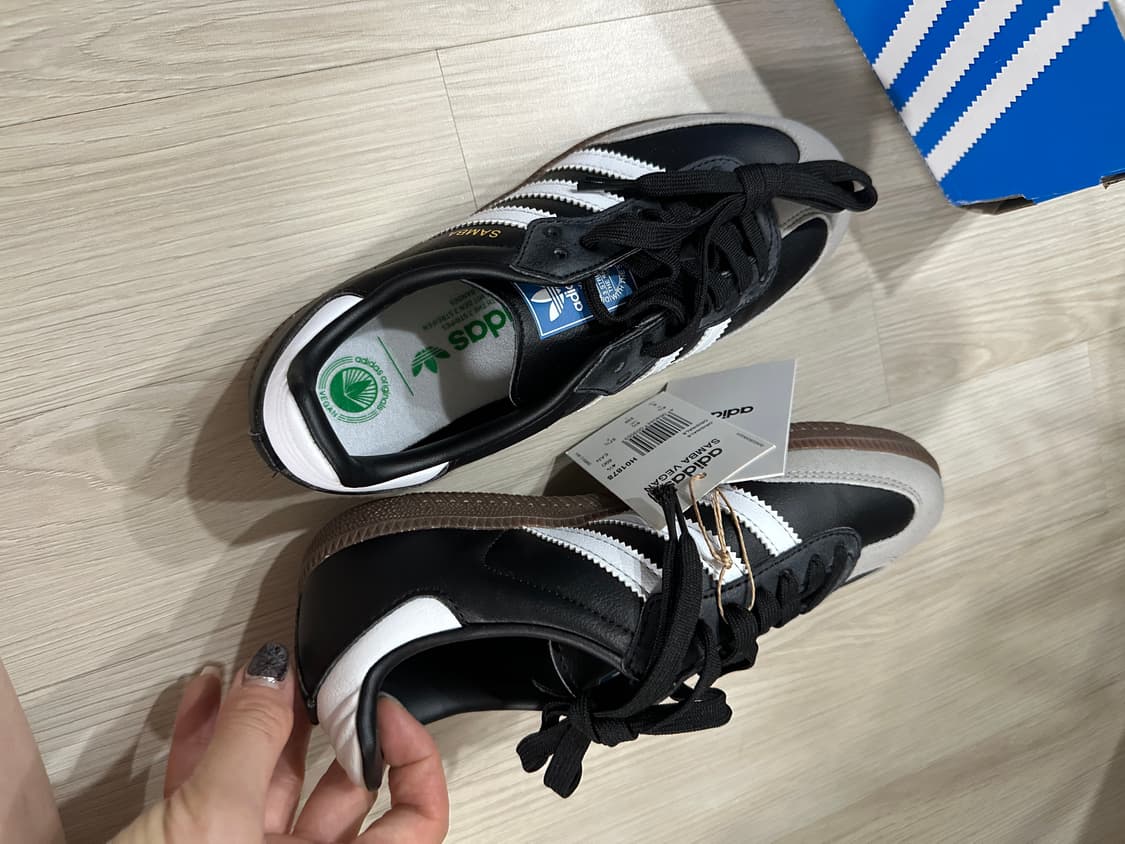삼바 비건 블랙 230 새상품 상품이미지1