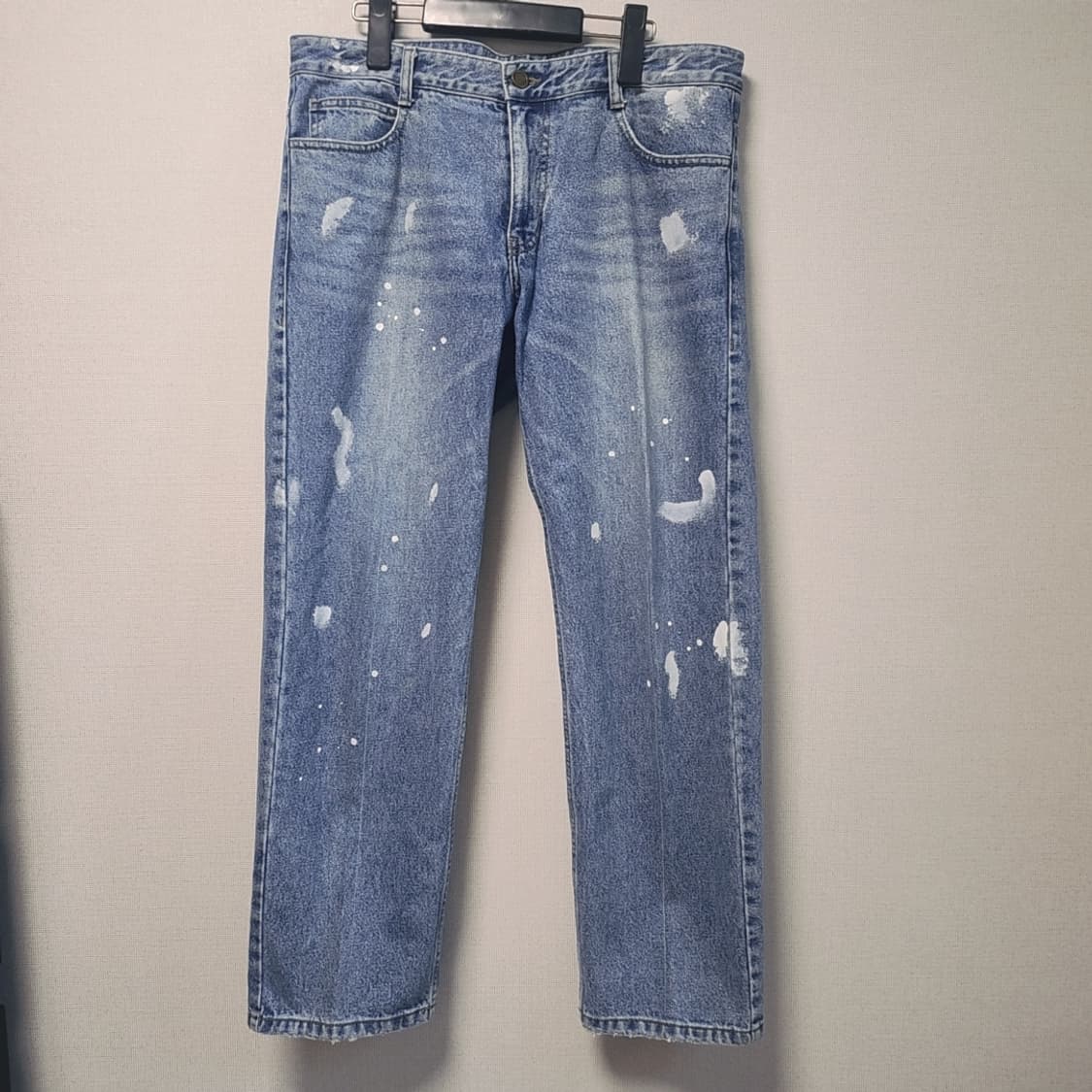 우영미 솔리드옴므 워싱 페인트 청바지 50사이즈 상품이미지1