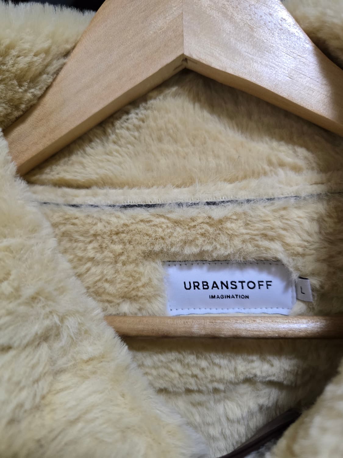 [어반스터프] 벨티드 무스탕 자켓 L 상품이미지3