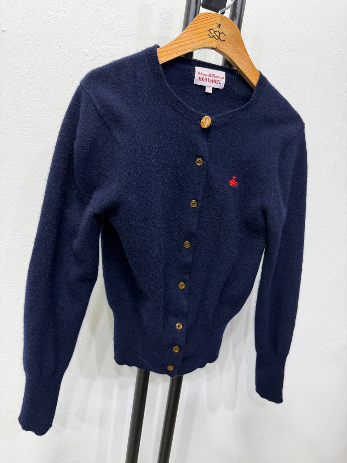 정품) 비비안웨스트우드 자수로고 네이비 가디건 1 상품이미지2