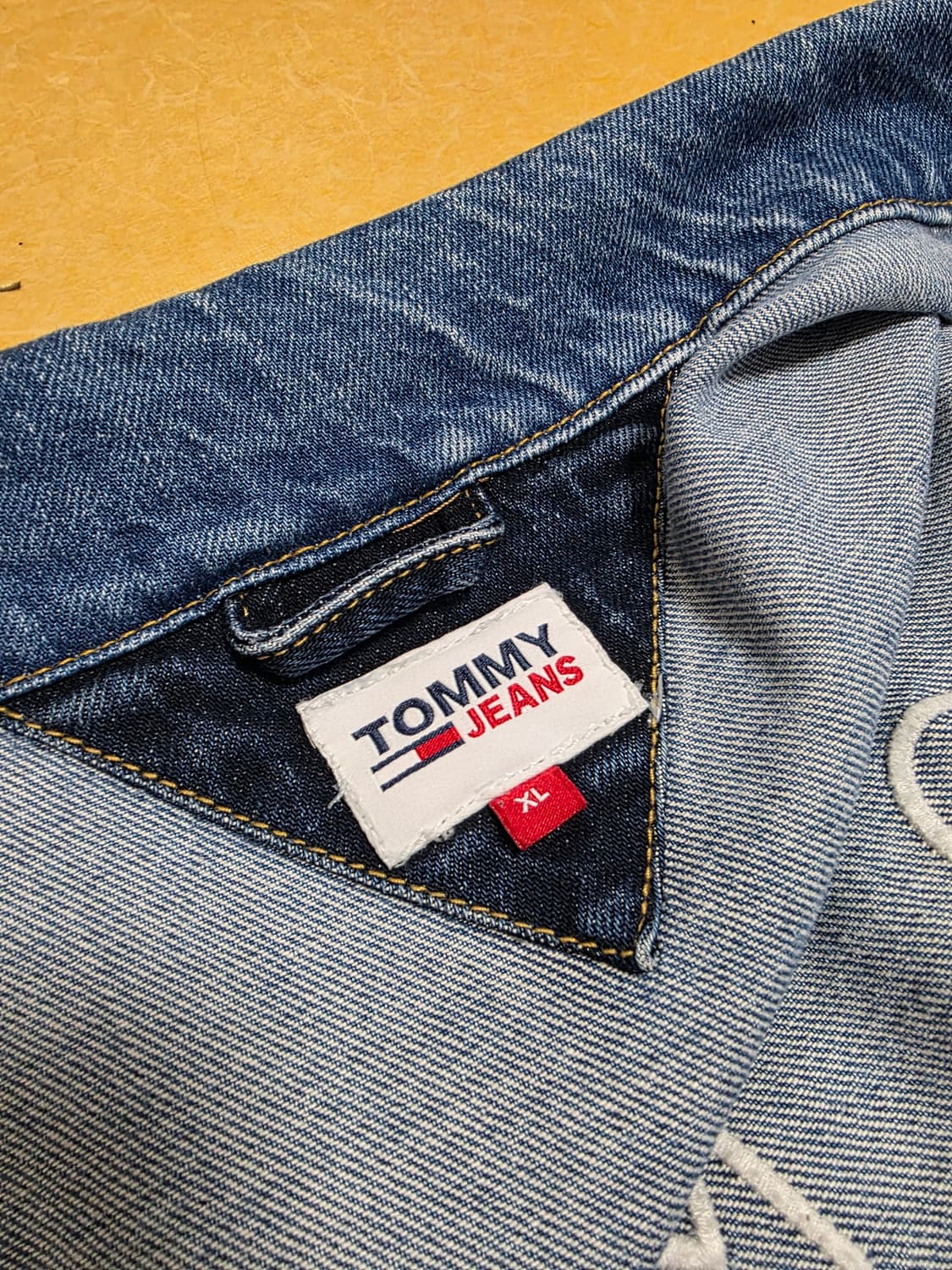 TOMMY JEANS 타미 진스 청 트러커 자켓 XL 상품이미지4