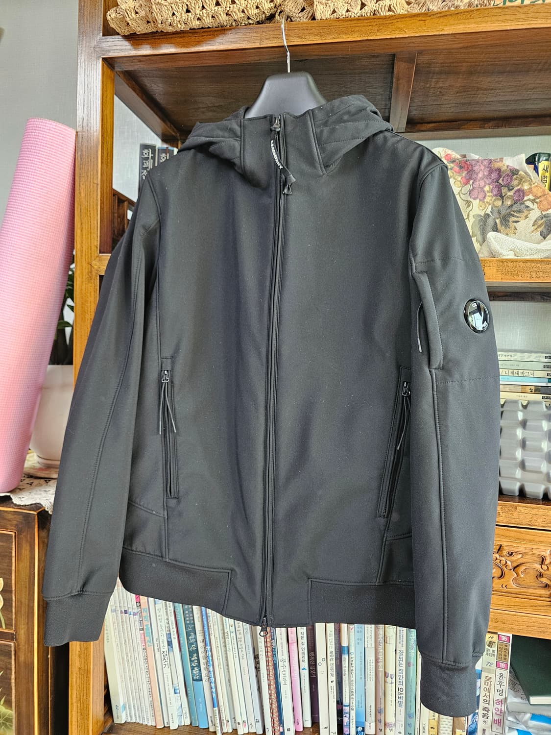 씨피컴퍼니(안에 기모)CP컴퍼니 SHELL-R 후드 블랙 L 자켓  점퍼 상품이미지1